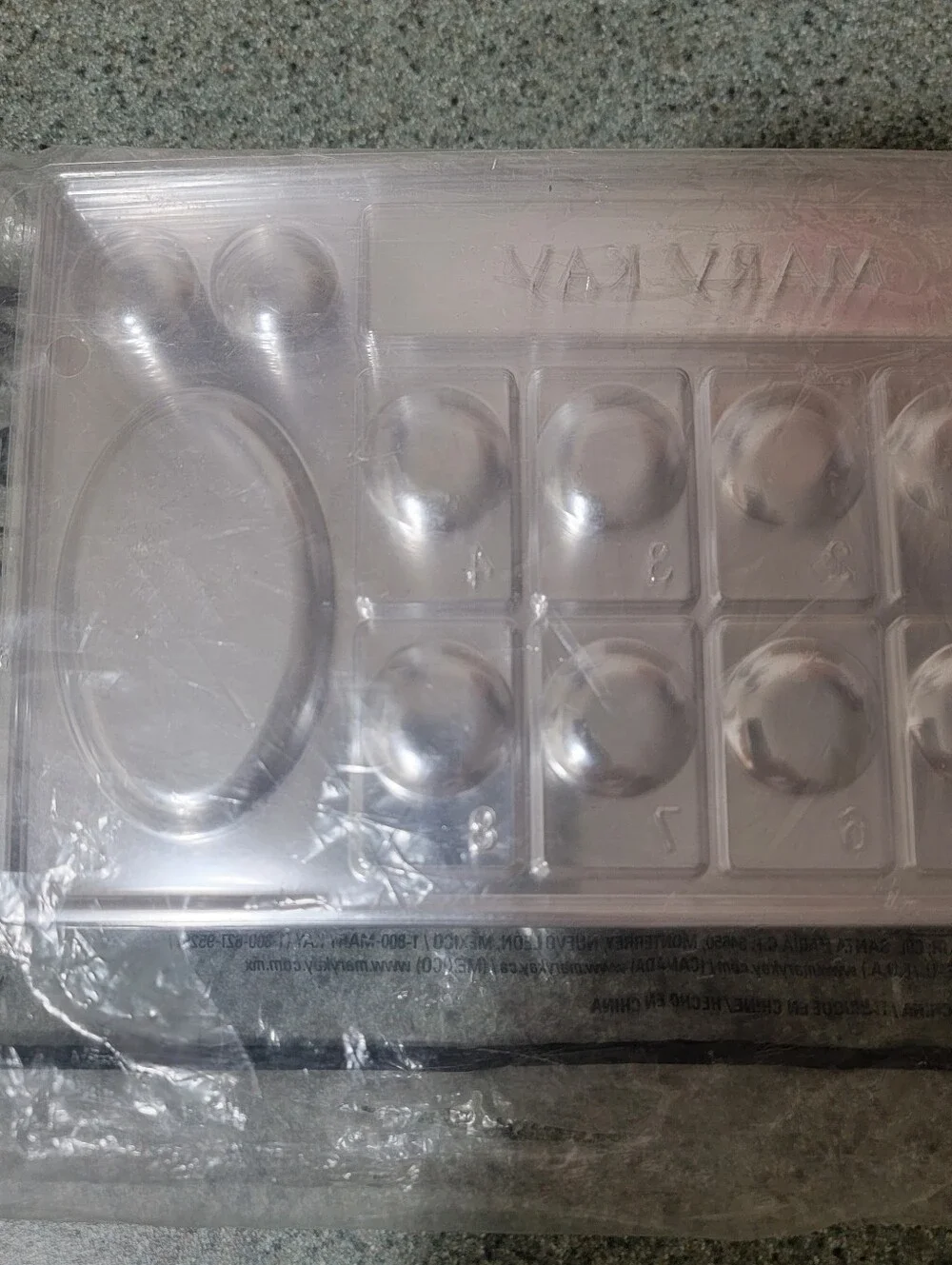 Mary Kay Cosmetics 2010 Clear Plastic Single Use Party Sample Trays Pack Of 30